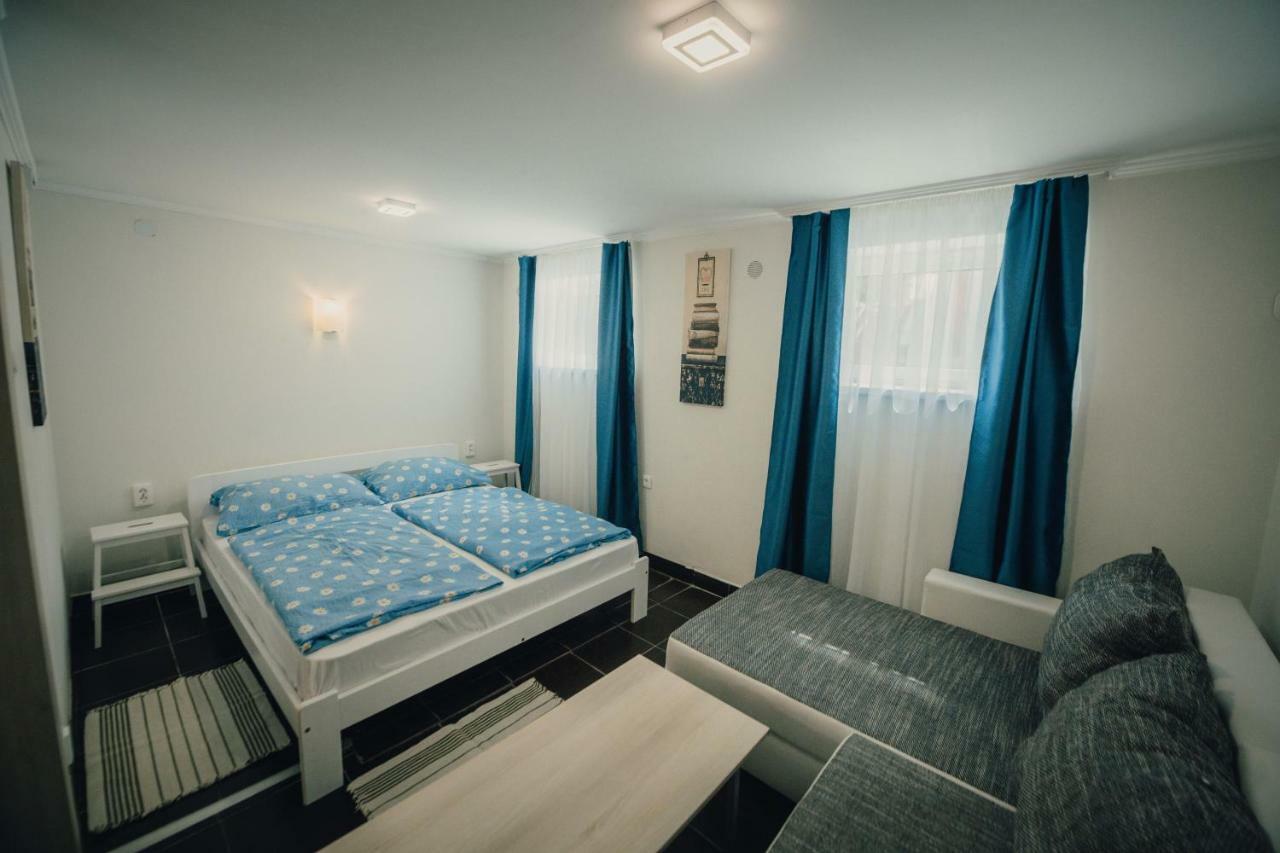 Caesar Apartments & Rooms Siofok Exterior photo